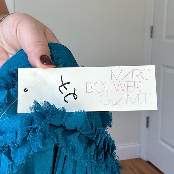 Custom Designer Showroom Evening Gown - Picture 9 of 11